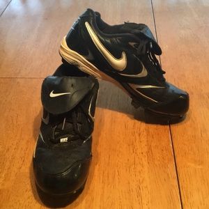 Men’s/Boys 6.5 Nike Baseball Cleats